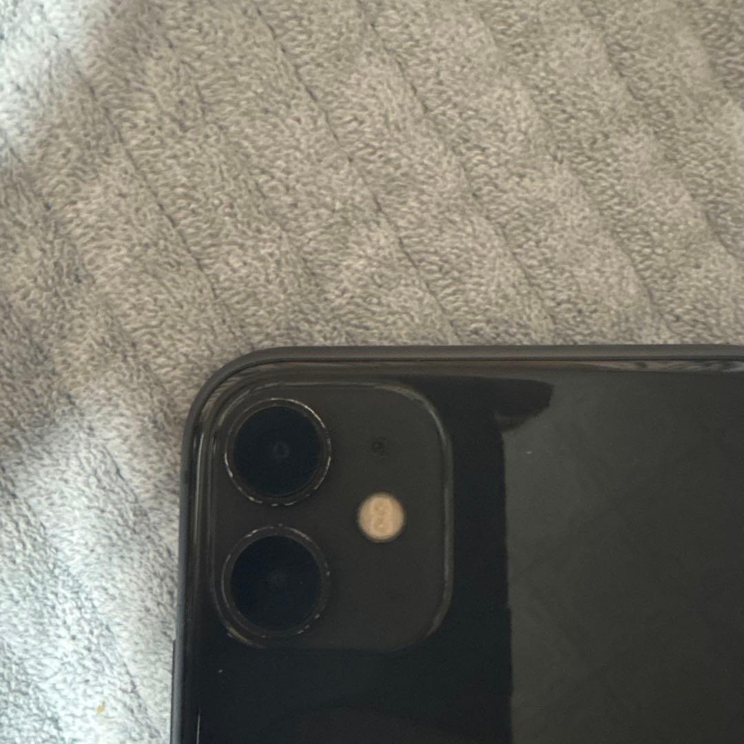Apple iPhone 11 ブラック　128ｇ　本体　SIMフリー