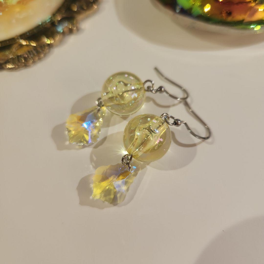 ハンドメイドピアス3266