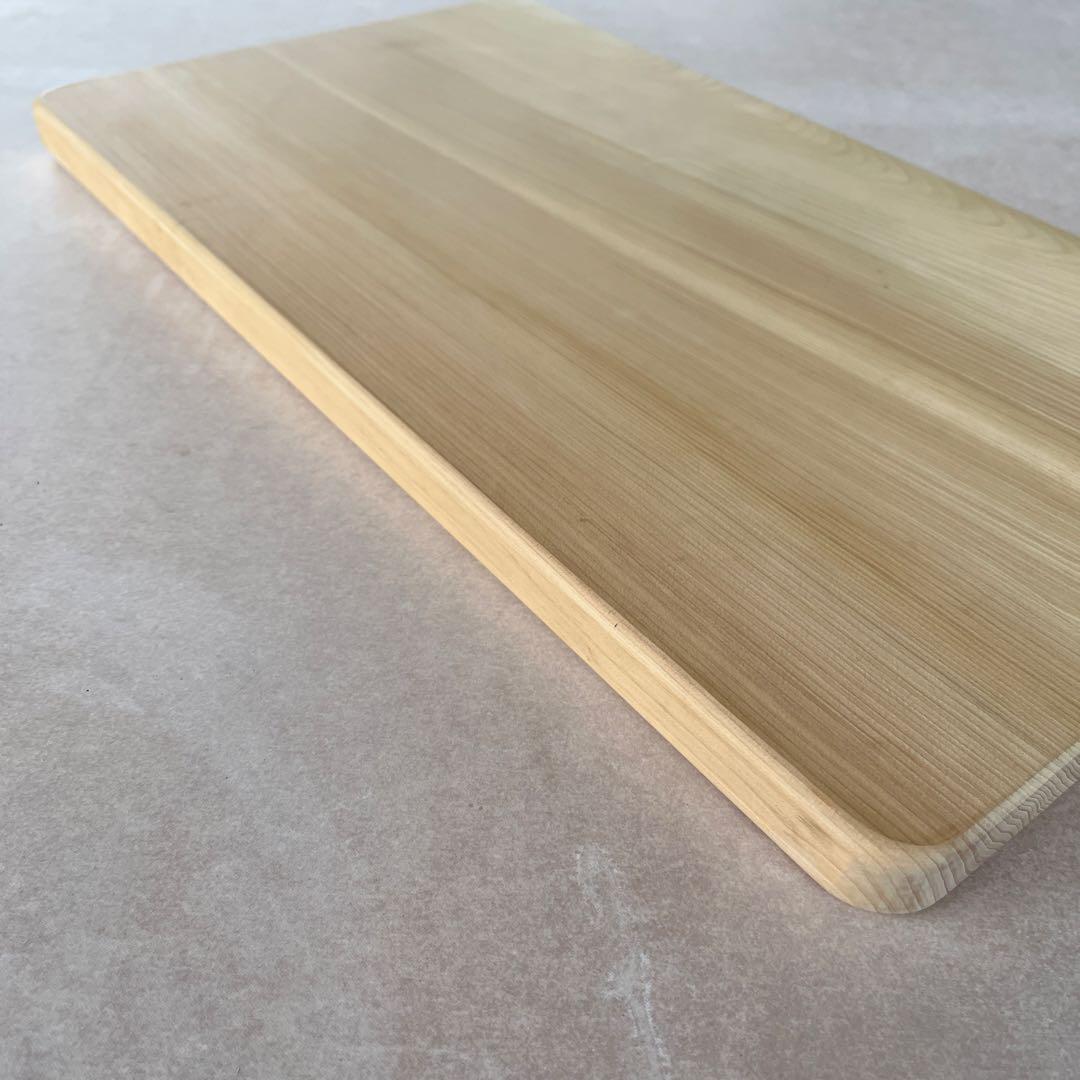 青森ひばまな板一枚板 追い柾目