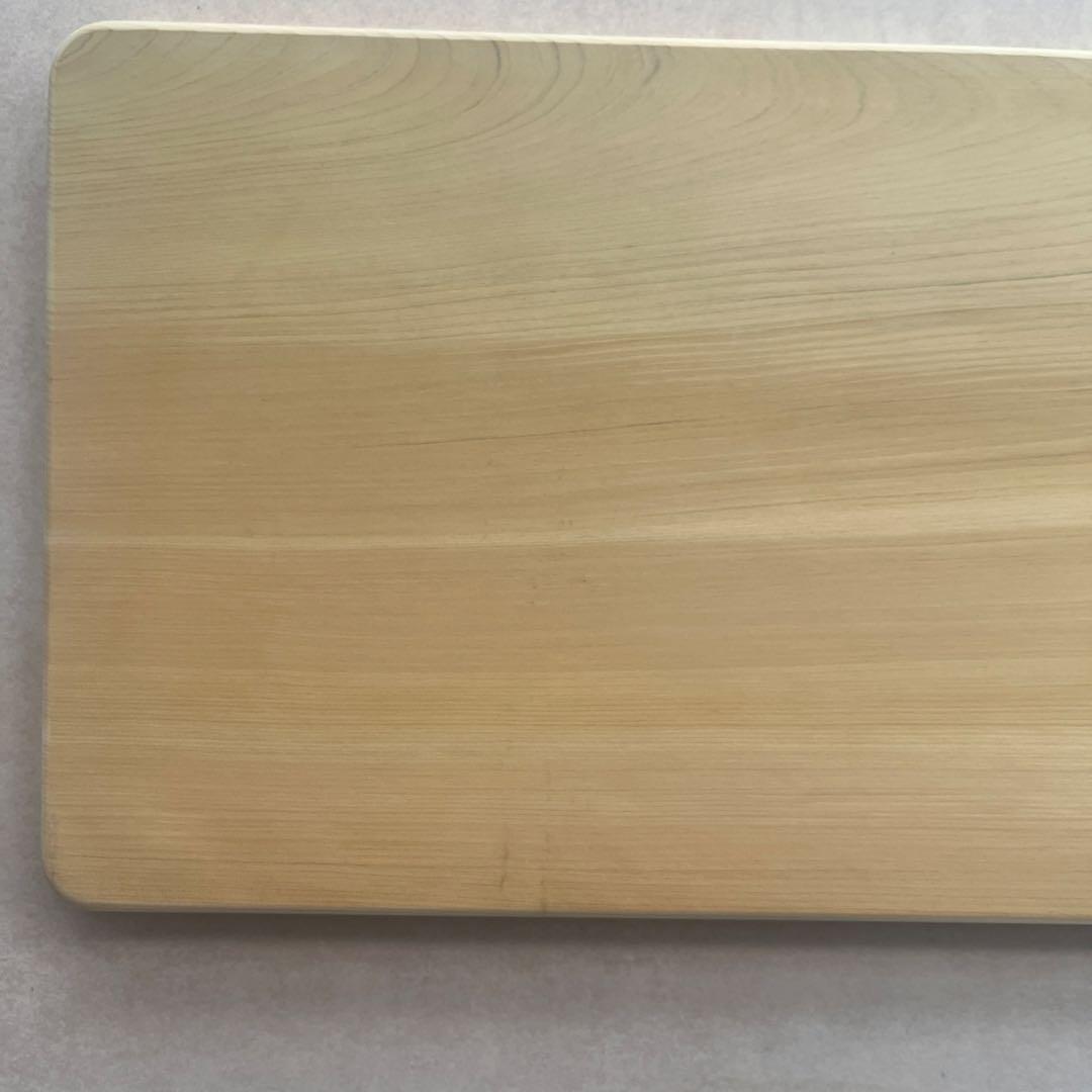 青森ひばまな板一枚板 追い柾目