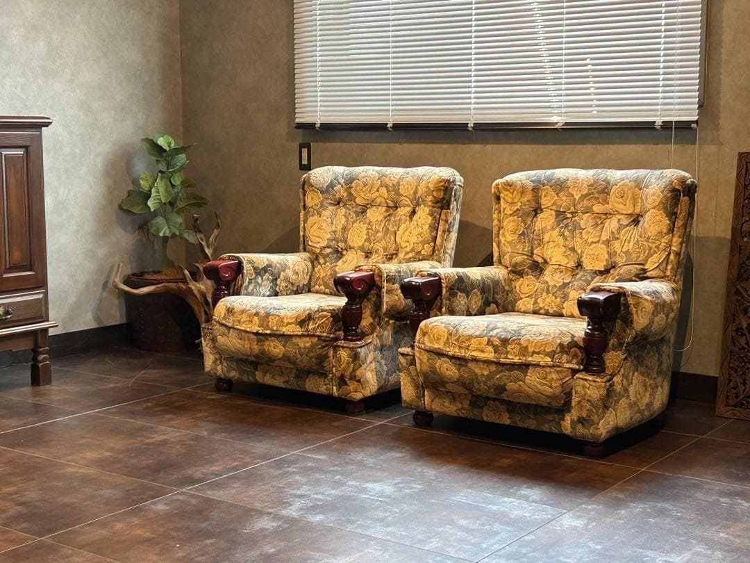 右側　金華山織　ベロア生地　ヴィンテージ　ソファ　アンティーク　レトロ　IZ