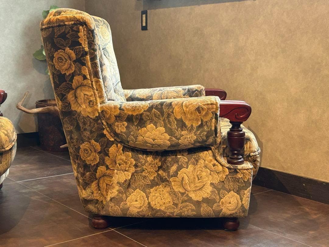 右側　金華山織　ベロア生地　ヴィンテージ　ソファ　アンティーク　レトロ　IZ