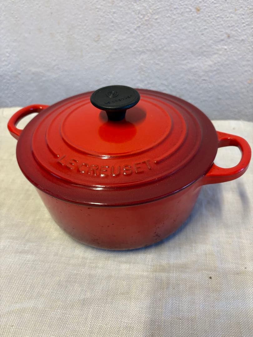 Le Creuset ル・クルーゼ　ココット・ロンド　18cm チェリーレッド