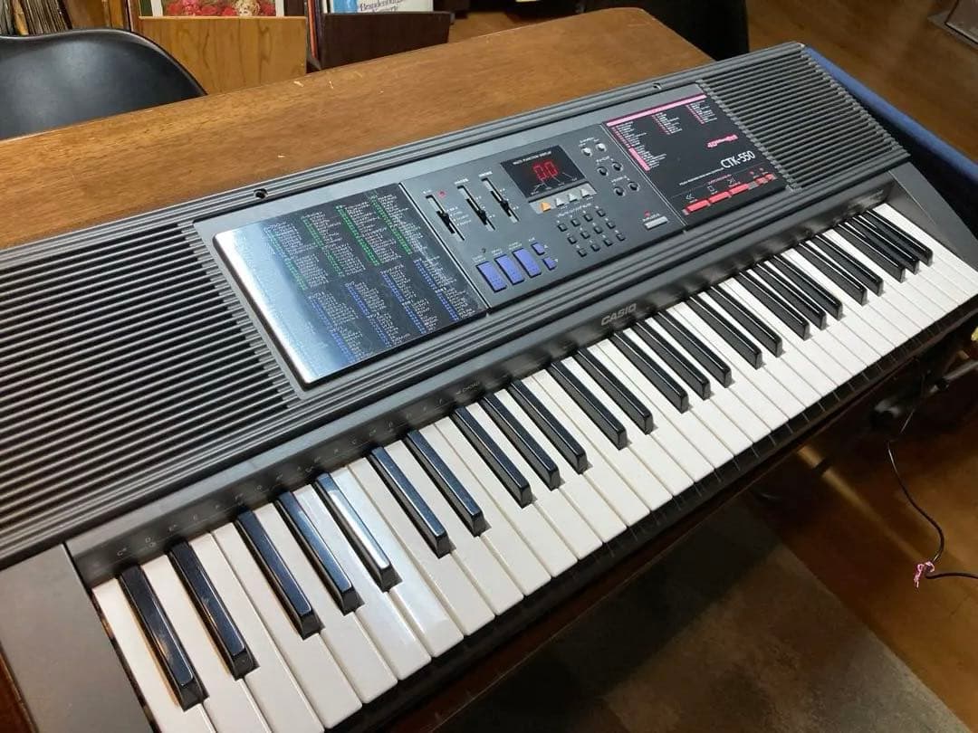 CASIO CTK-550 キーボード