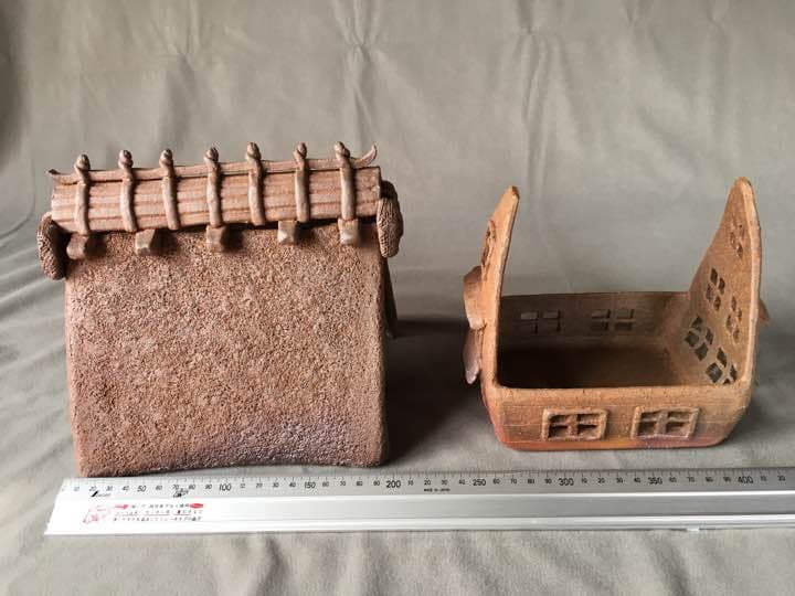 香炉 白川郷合掌造り 焼き締め