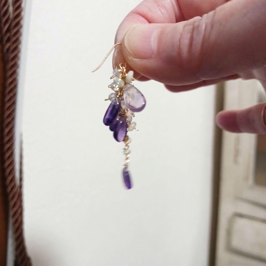 あつ様お取り置き。藤、ひと枝色のピアス14kgf