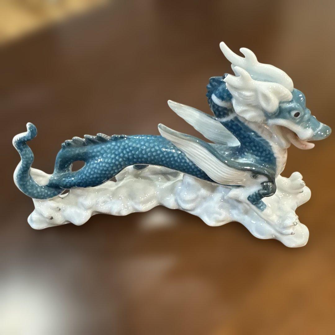   青×白 ドラゴン置物 約17cm