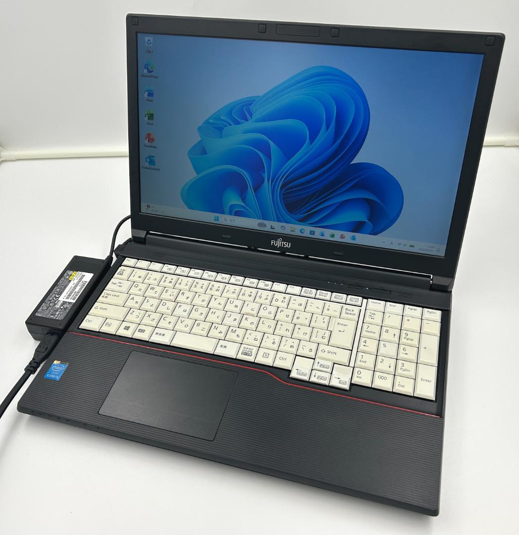 ノートパソコン windows11 オフィス付き core i5 A574/MX