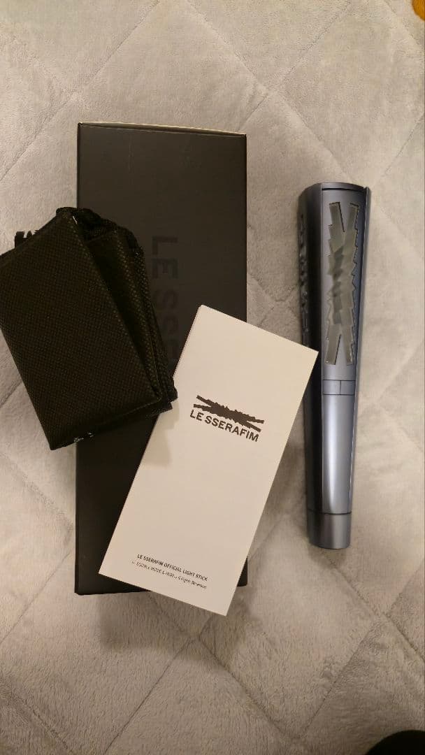 LESSERAFIM　&　MAMA　OFFICIAL LIGHT STICK