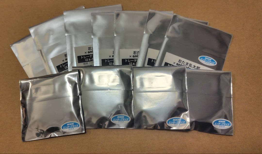 忍たま乱太郎　アニカフェ　はぁとふる大作戦　缶バッジ　クリアカード　未開封