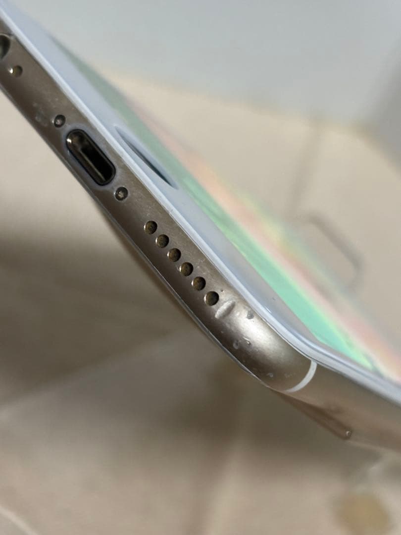31日発送OK！iPhone6 128GB docomoバッテリー新品交換済み