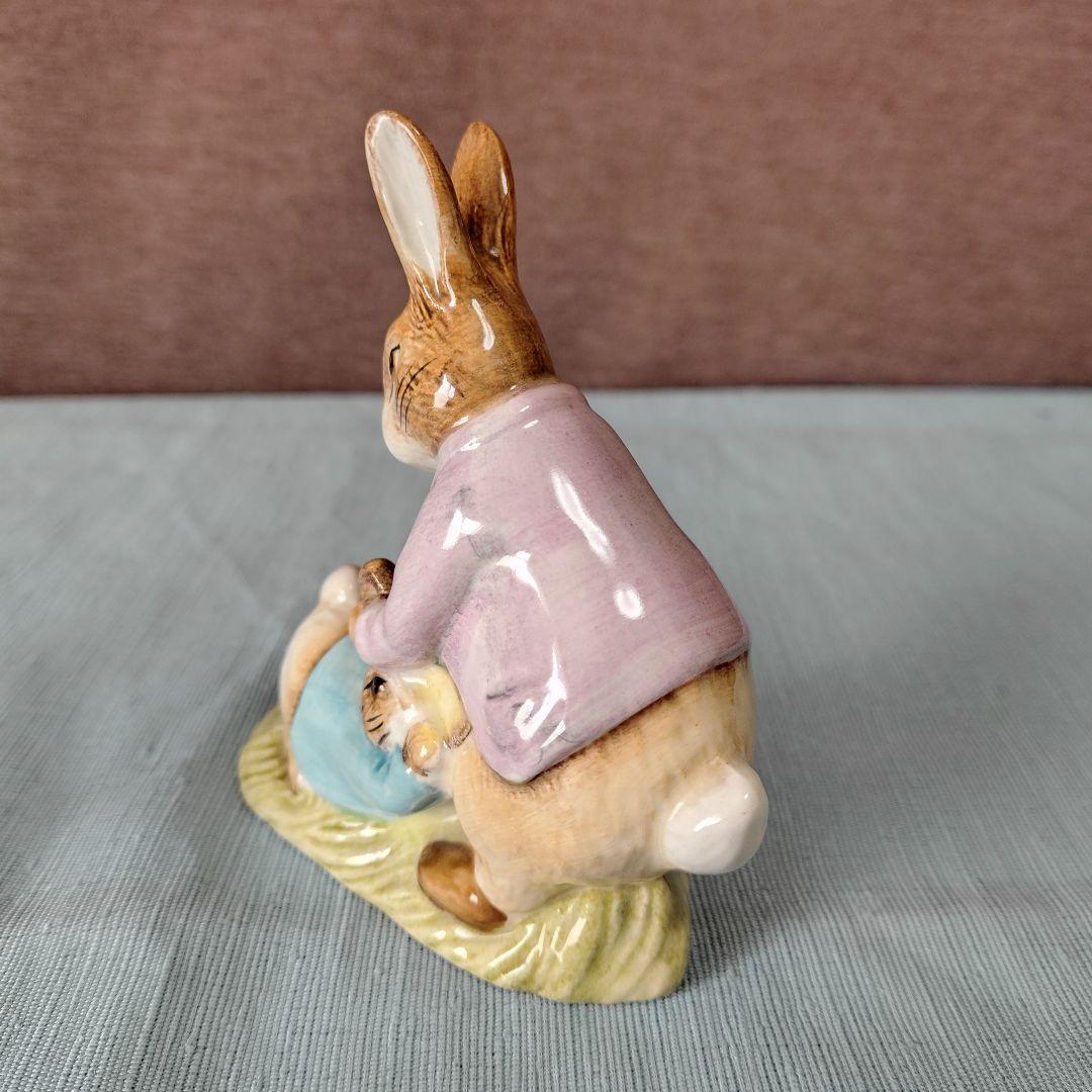 イギリス陶器老舗製 セラミックフィギュリン/ ピーターラビット2個組み合わせ品