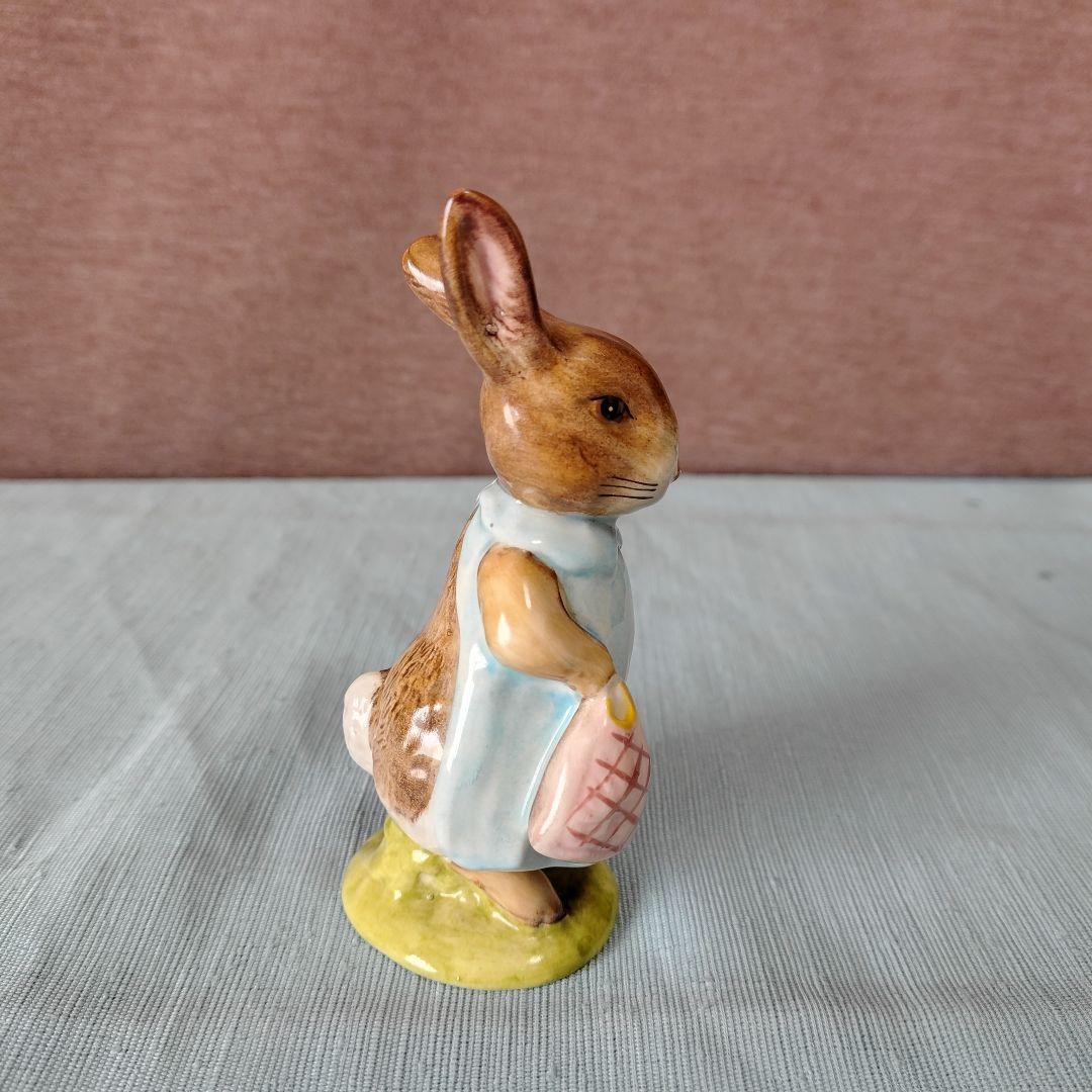イギリス陶器老舗製 セラミックフィギュリン/ ピーターラビット2個組み合わせ品