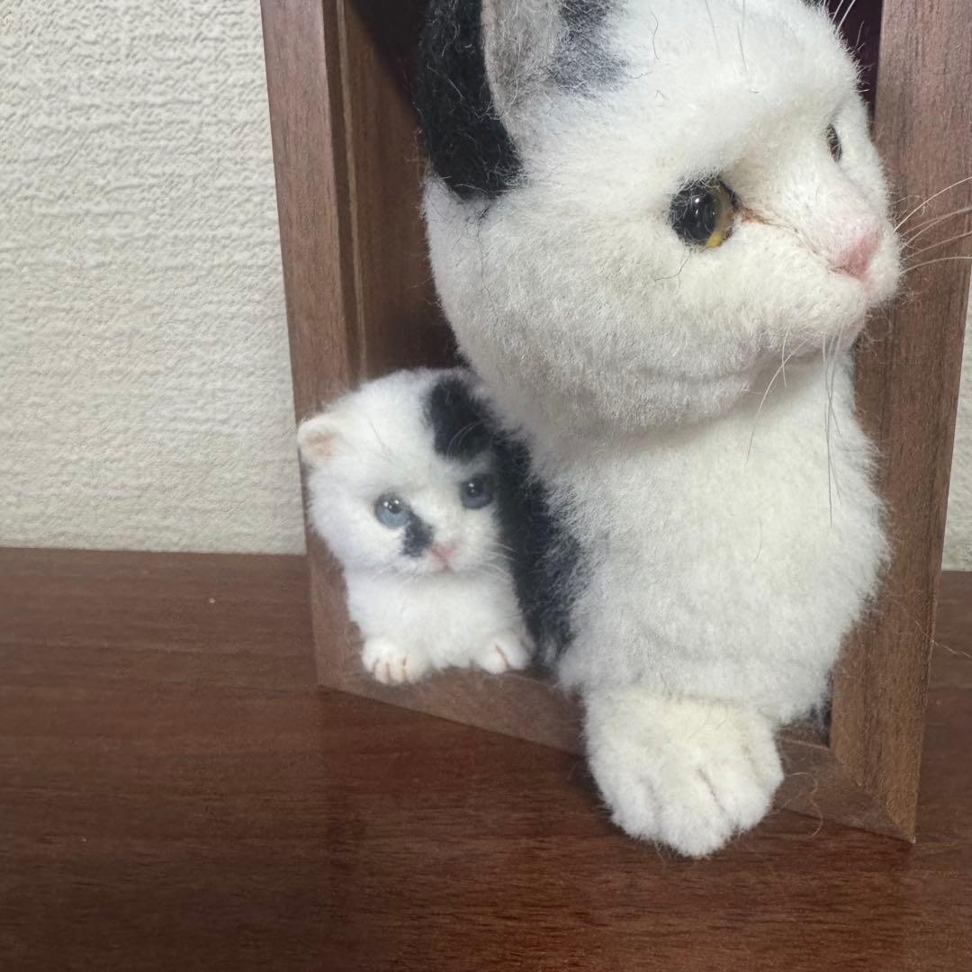 羊毛フェルト猫 ぶち猫ボックスフレーム