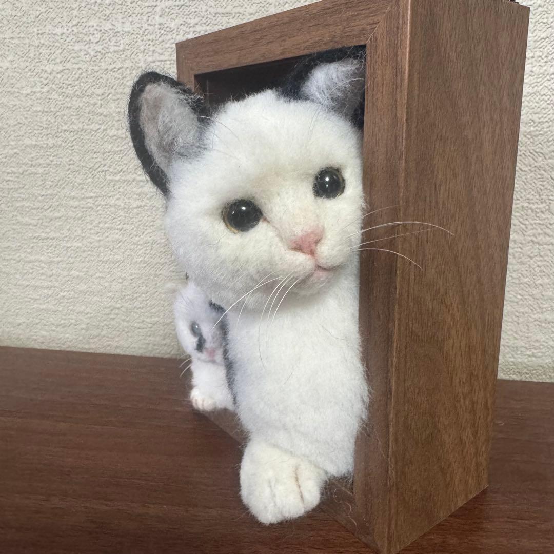 羊毛フェルト猫 ぶち猫ボックスフレーム