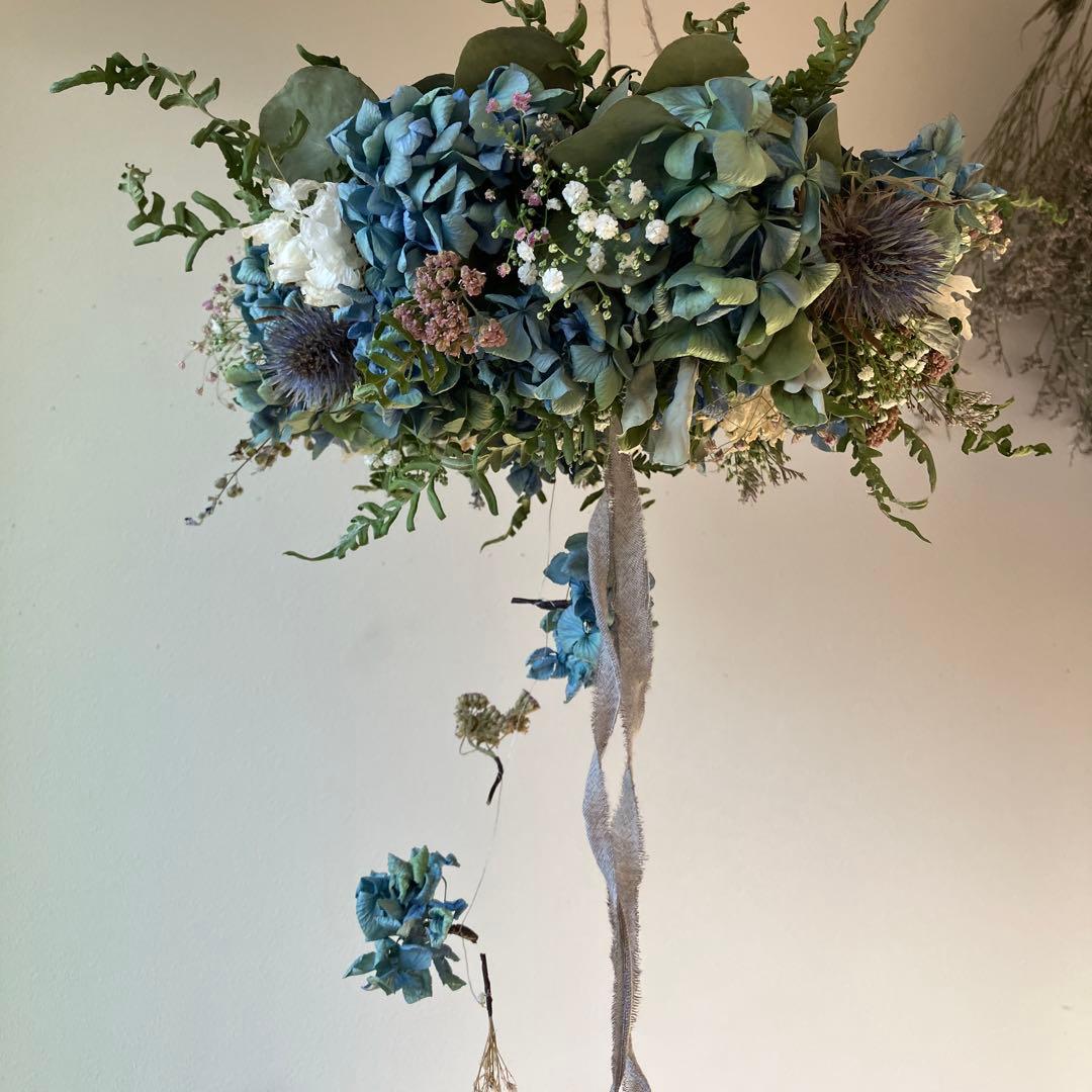 アンティーク紫陽花とエリンジウムのブルーなフライングリース　アキレア　ユーカリ