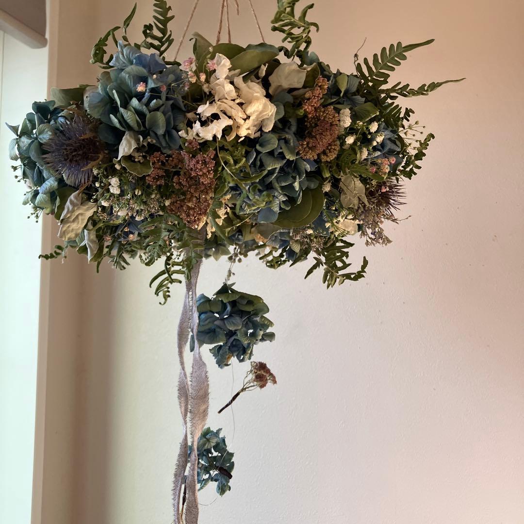 アンティーク紫陽花とエリンジウムのブルーなフライングリース　アキレア　ユーカリ