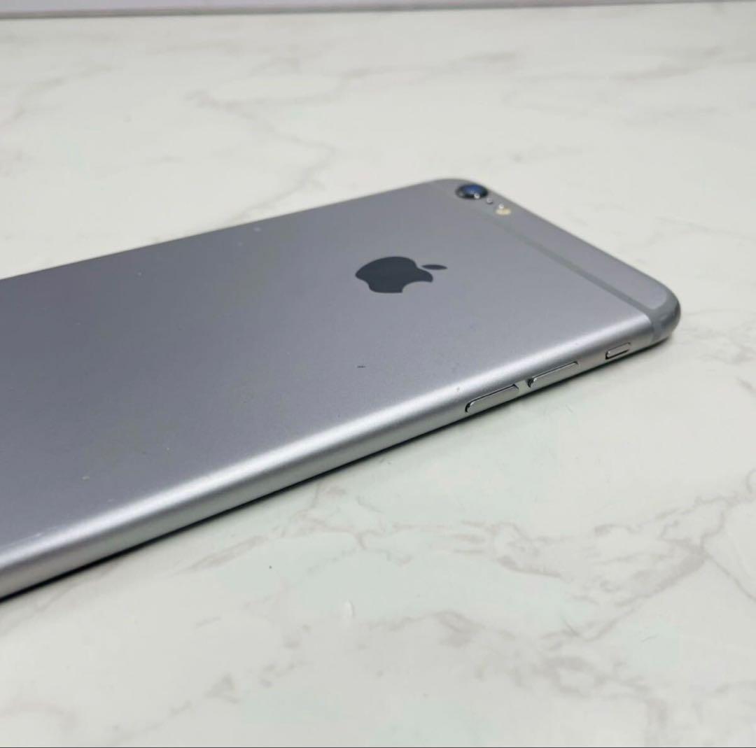Apple iPhone 6 plus 64gb スペースグレイ エアドロ可