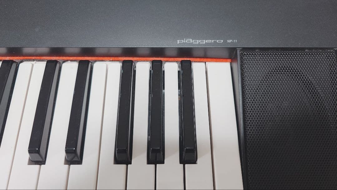 YAMAHA 電子キーボード piaggeroブラック NP-11