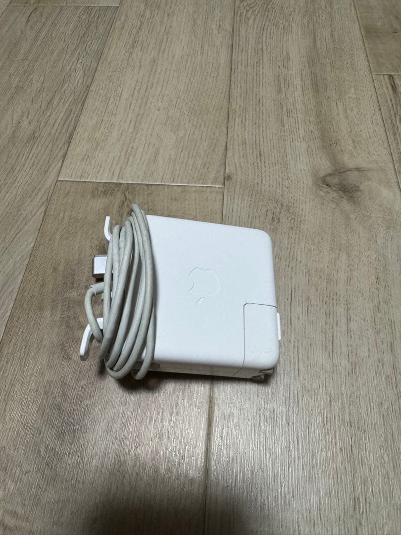 Apple MacBook Air 13インチ シルバー