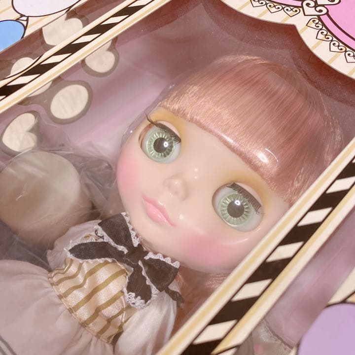 【新品】Blythe ブライス ハートオブモンマルトル 未開封 ドール