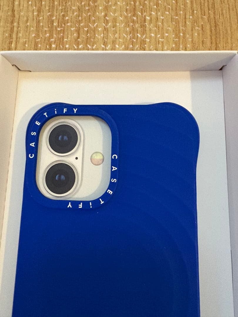 casetify ウェーブシリコン　iPhone16 コバルトブルー