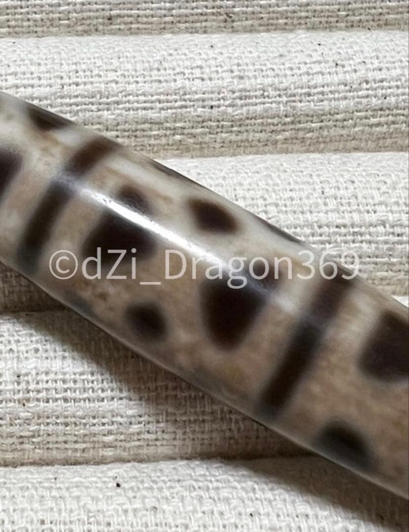 dZi beadsジービーズ 台湾良品社製 老礦亀甲長寿金剛眼天珠