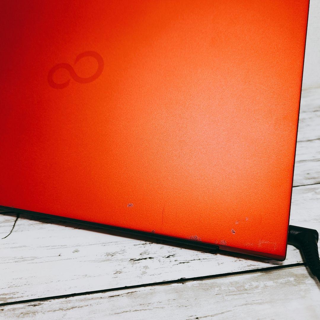 普段使いに♪富士通 FMV コンパクト ノートパソコン 薄型軽量 SSD カメラ