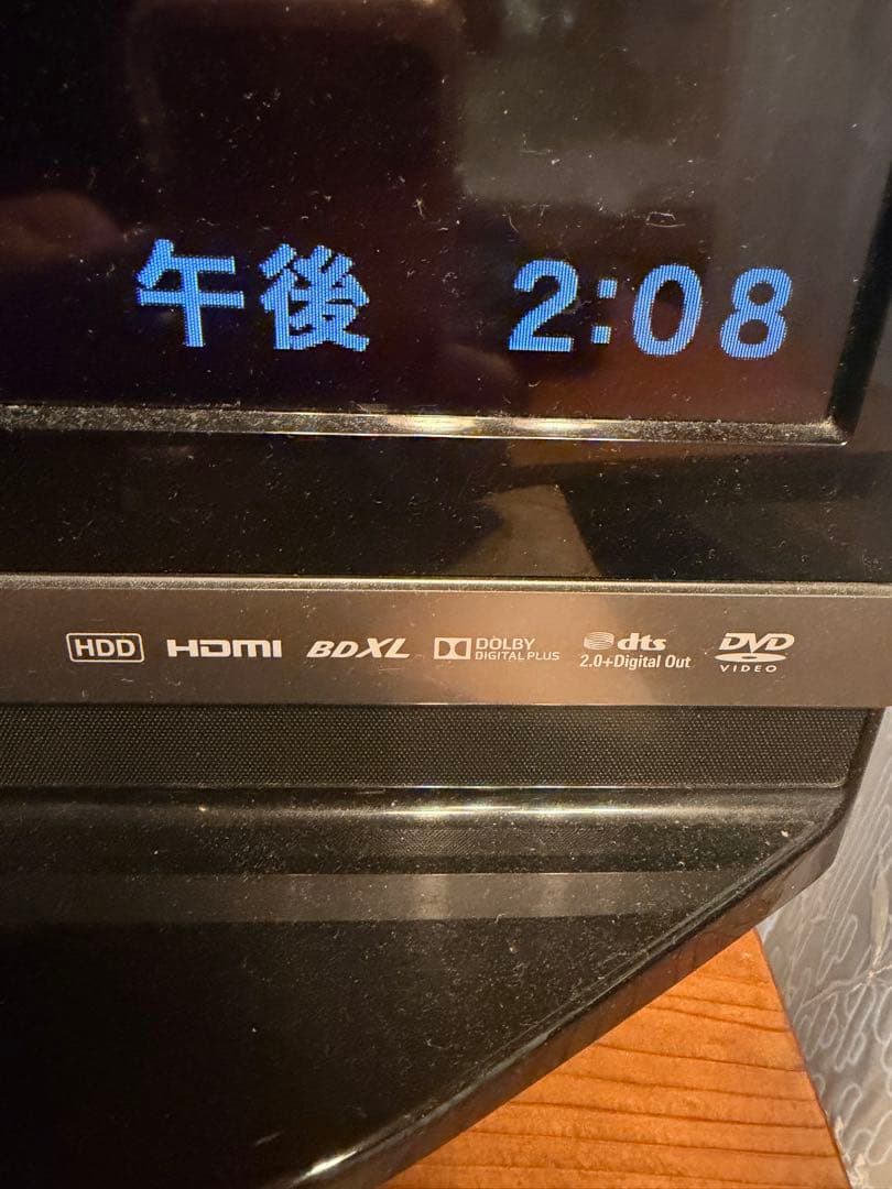 シャープAQUOSアクオス　液晶カラーテレビ　40　DVD Blu-ray内蔵