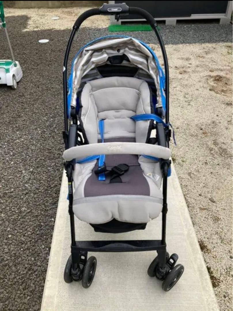 コンビ ホワイトレーベル メチャカル ハンディ オート4キャス