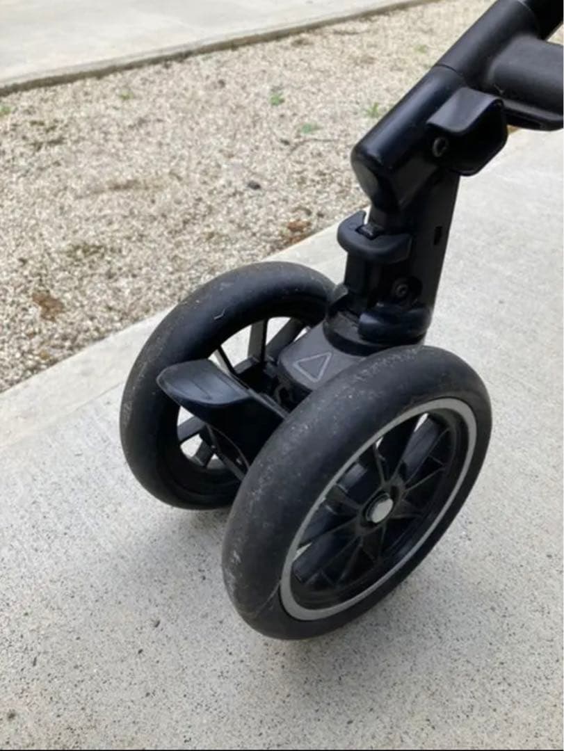 コンビ ホワイトレーベル メチャカル ハンディ オート4キャス