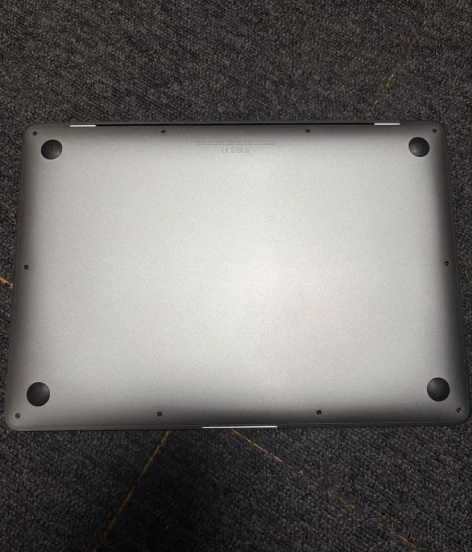 【美品】MacBook Air 13インチ　8G 256GB SSD