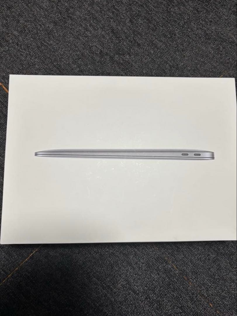 【美品】MacBook Air 13インチ　8G 256GB SSD