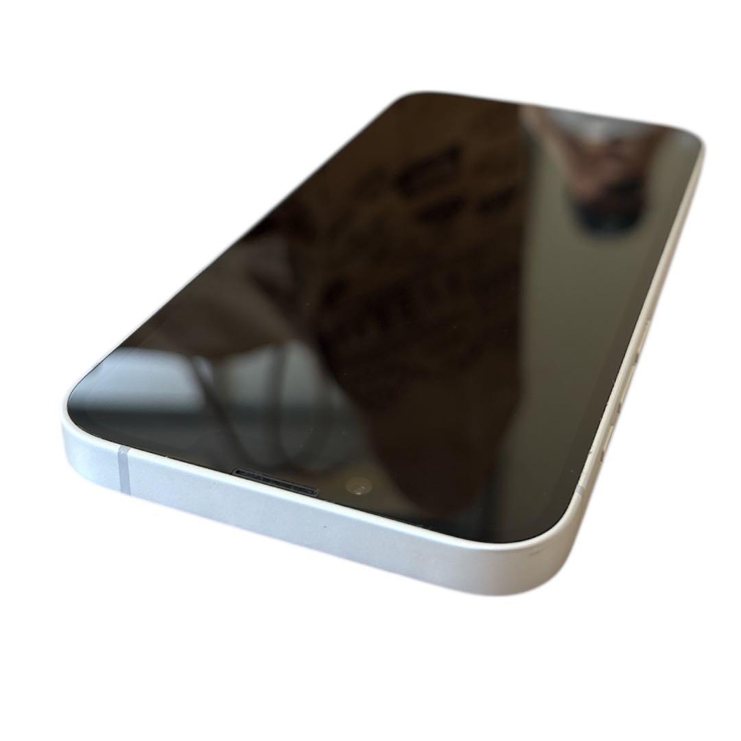 【美品】iPhone16e 128GB バッテリー100% 付属品あり