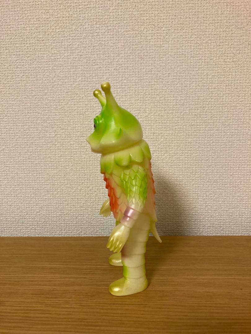 ブルマァク　ギロ星獣　蓄光