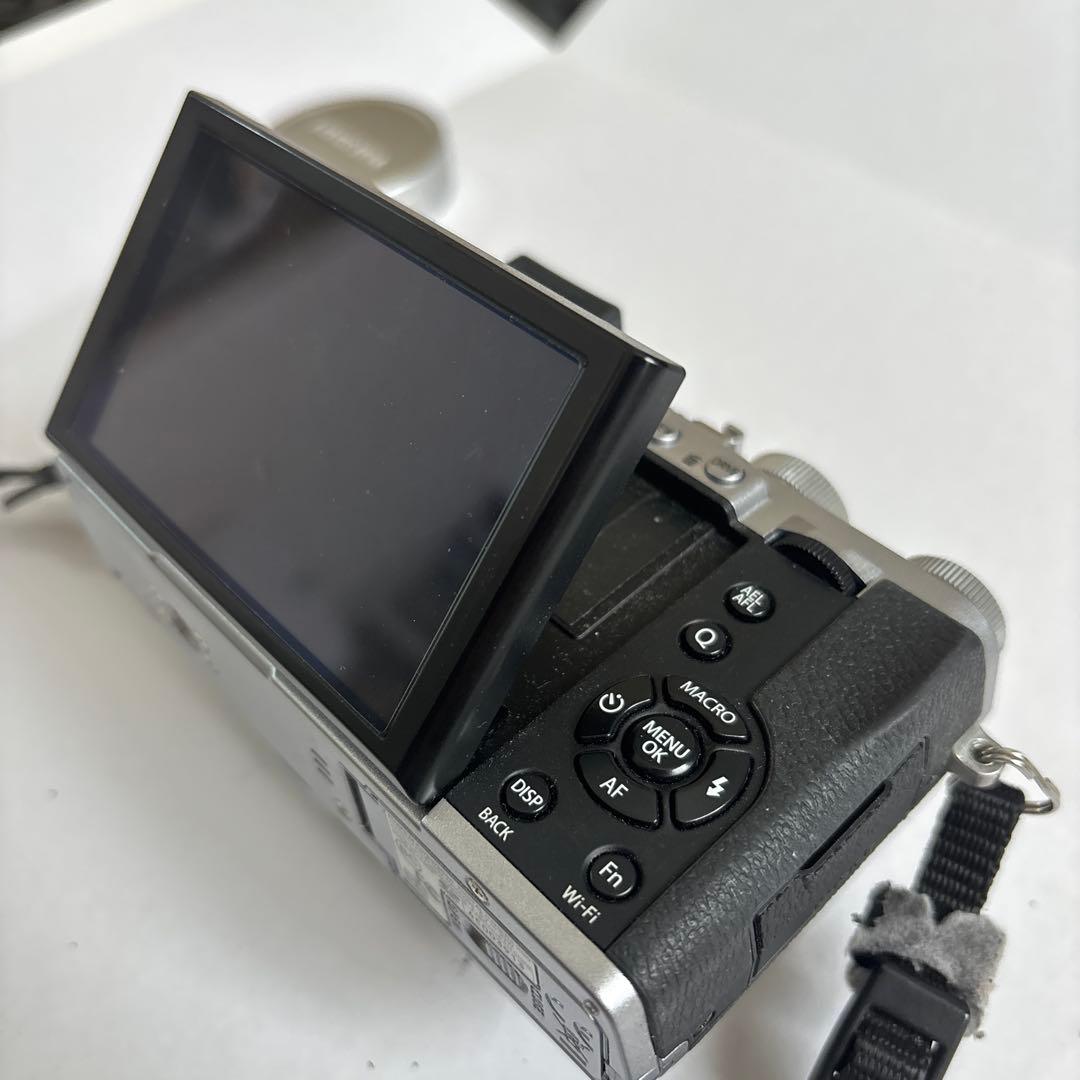 FUJIFILM X30 デジタルカメラ　バッテリー付き