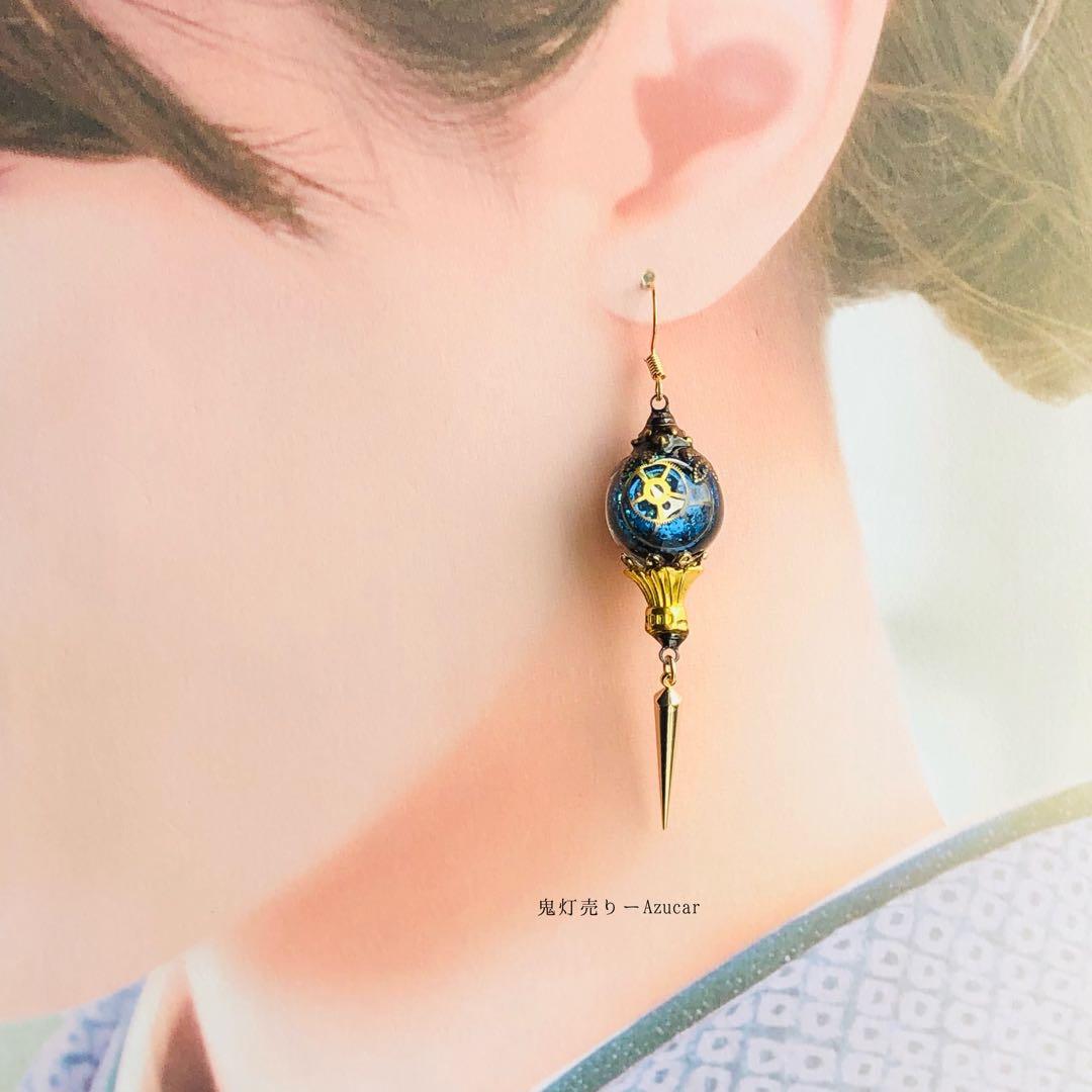 三日月蓄光ランタンの歯車スチームパンク ピアス　イヤリング