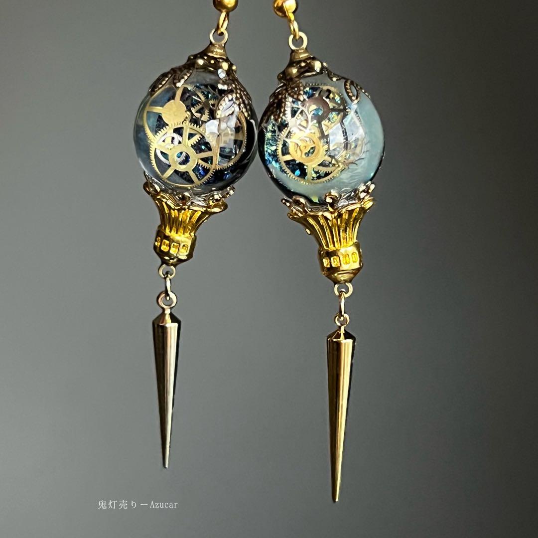 三日月蓄光ランタンの歯車スチームパンク ピアス　イヤリング
