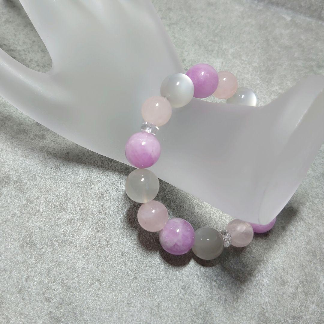艶やかなパステルカラーが魅力的！オトナピンクカラーの天然石ブレス　素敵な逸品