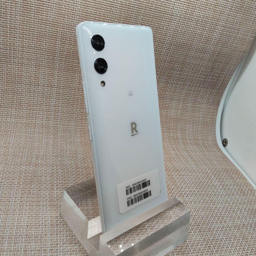 ④Rakuten Hand 5G P780 ホワイト　128GB SIMフリー