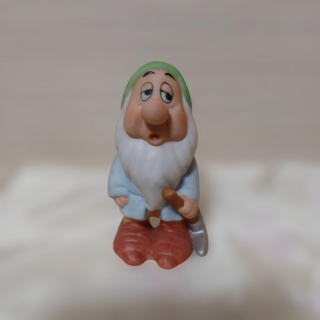 白雪姫と７人の小人　ディズニー　陶器　置物　スリランカ製