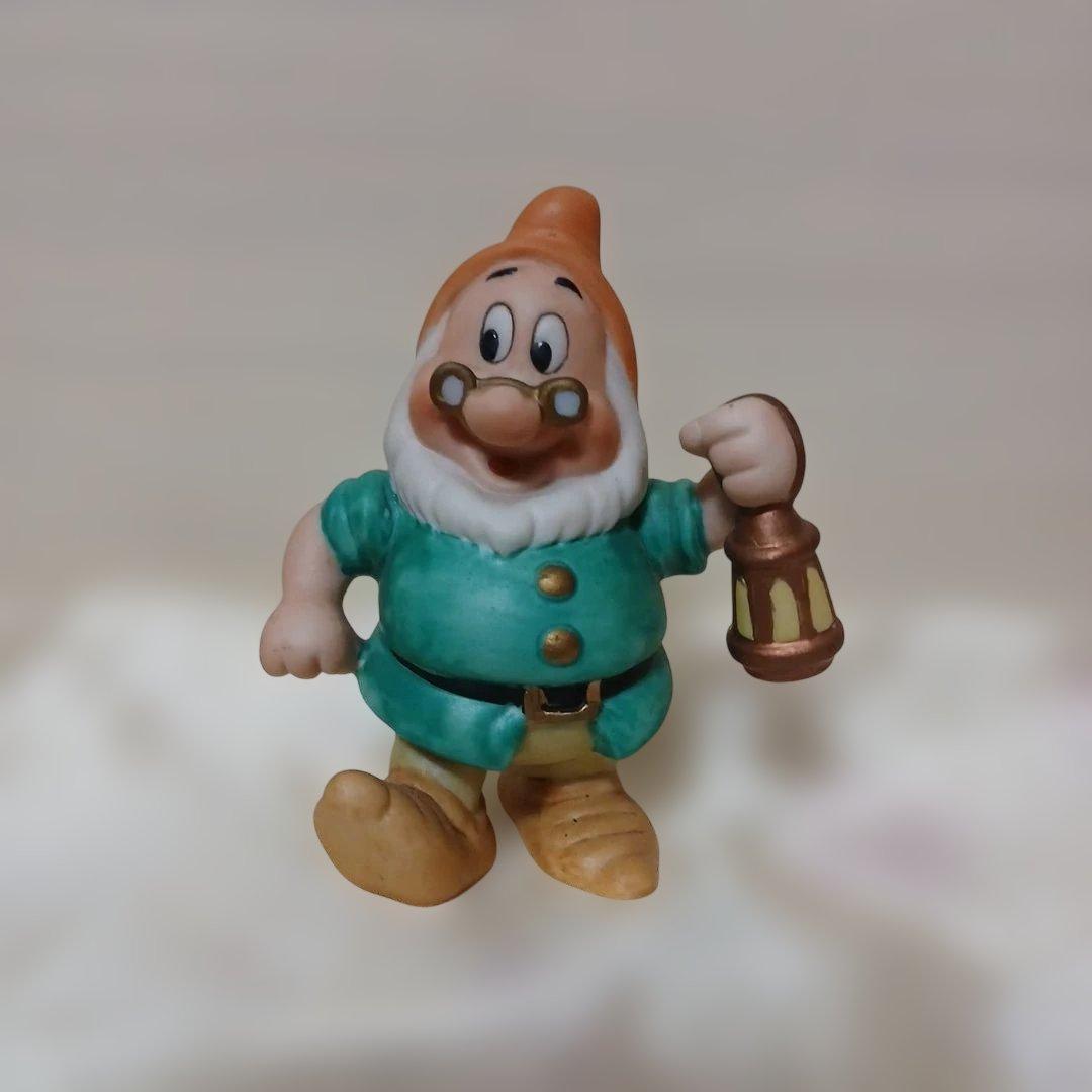 白雪姫と７人の小人　ディズニー　陶器　置物　スリランカ製