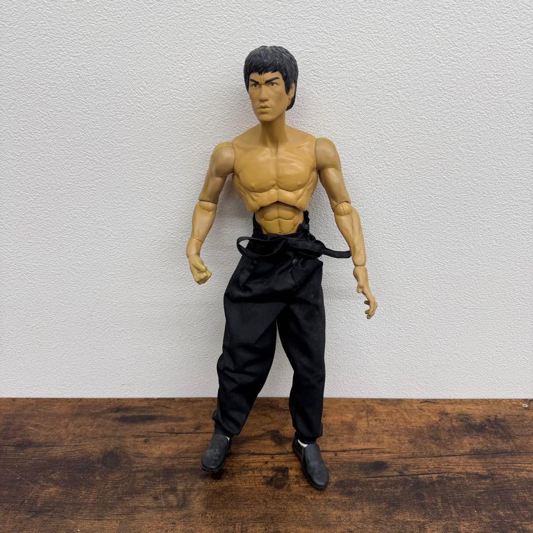BRUCE LEE ブルース・リーフィギュア