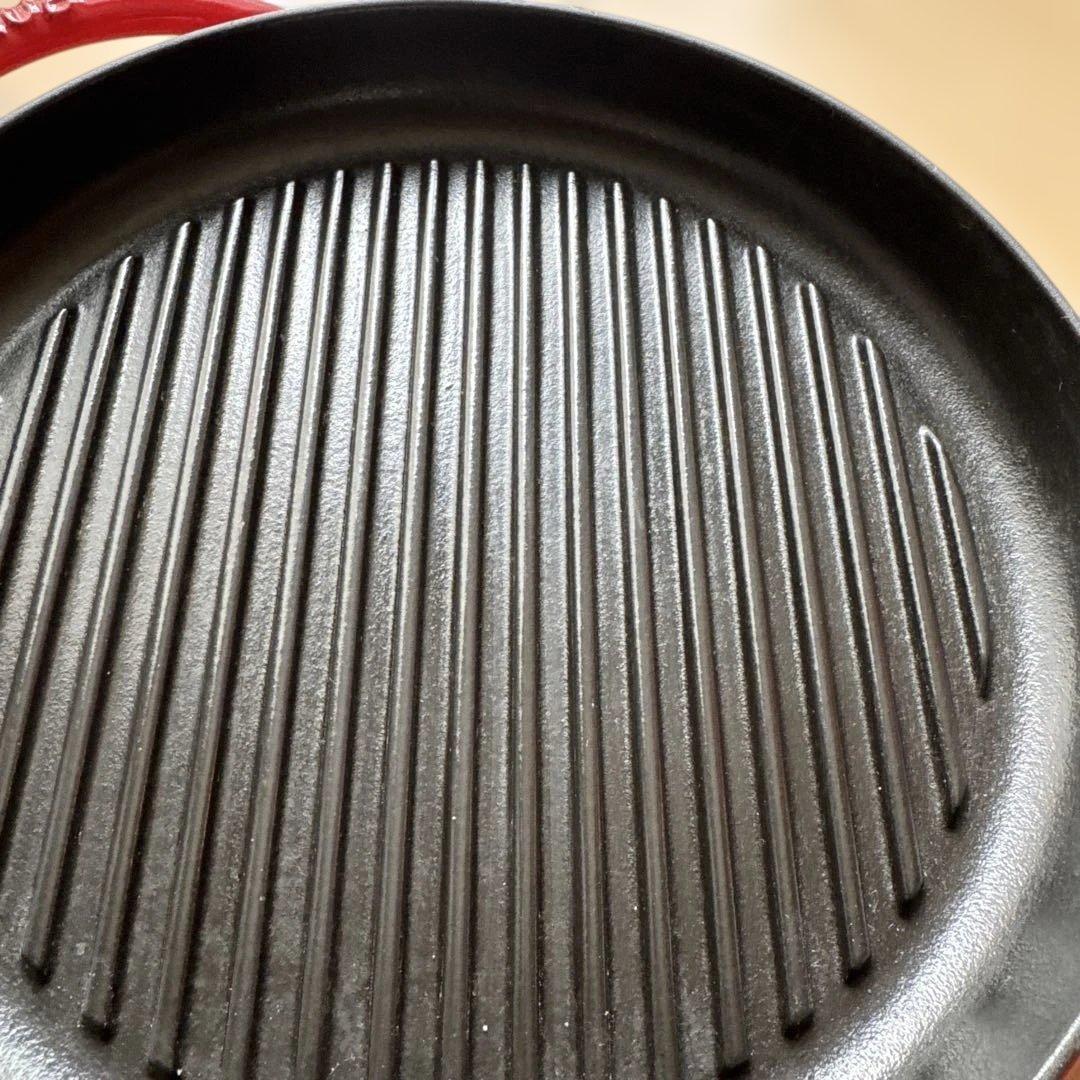 STAUB ピュアグリル ラウンド チェリー 26cm /レッド グリルパン