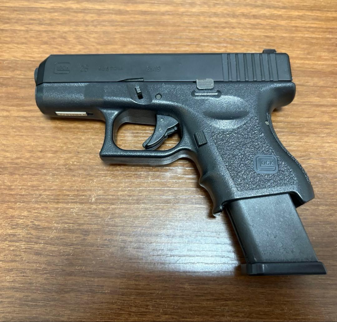 東京マルイ◾️グロック26 ガスガン　ガスブローバック　拡張マガジン付