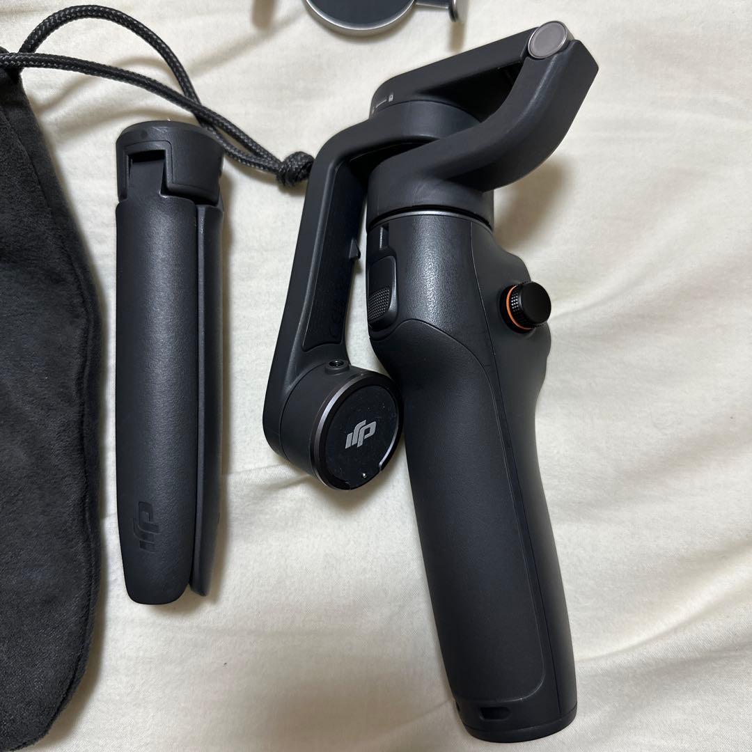 DJI スマホ用ジンバルスタビライザー