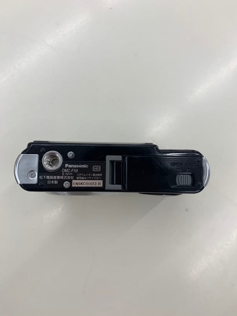 Panasonic DMC-FX8 コンパクトデジタルカメラ