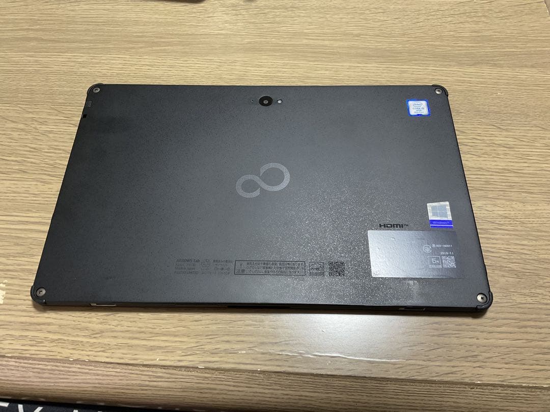 富士通　arrows Tab Q739/AB