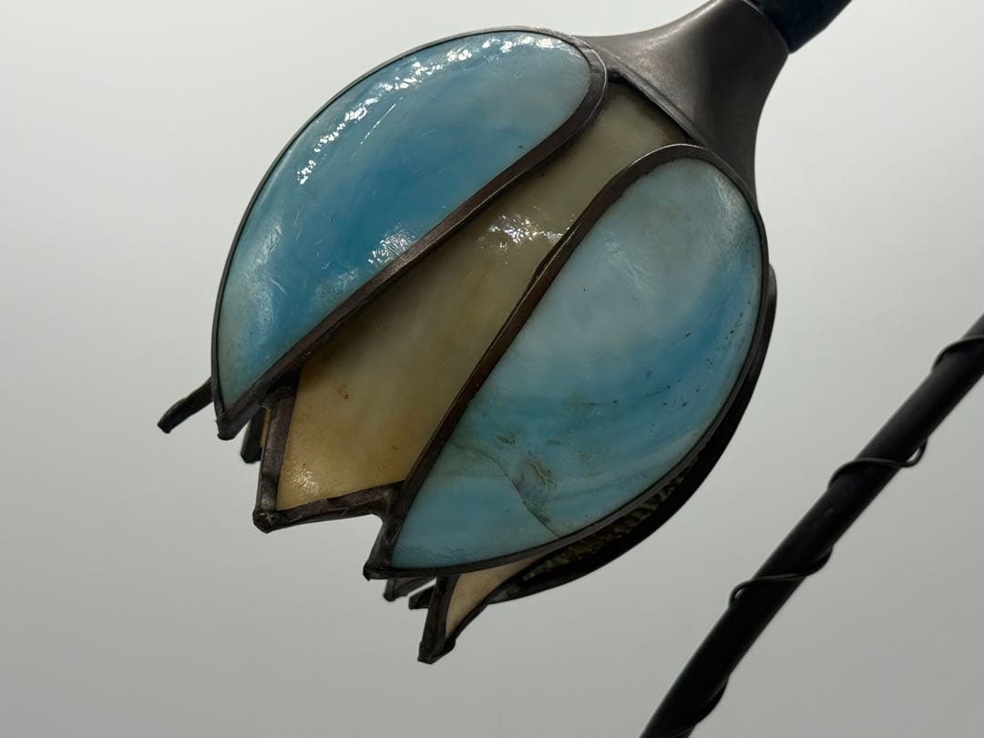 ステンドガラス　ルームスタンド　花蕾　インテリア　送料込み251022