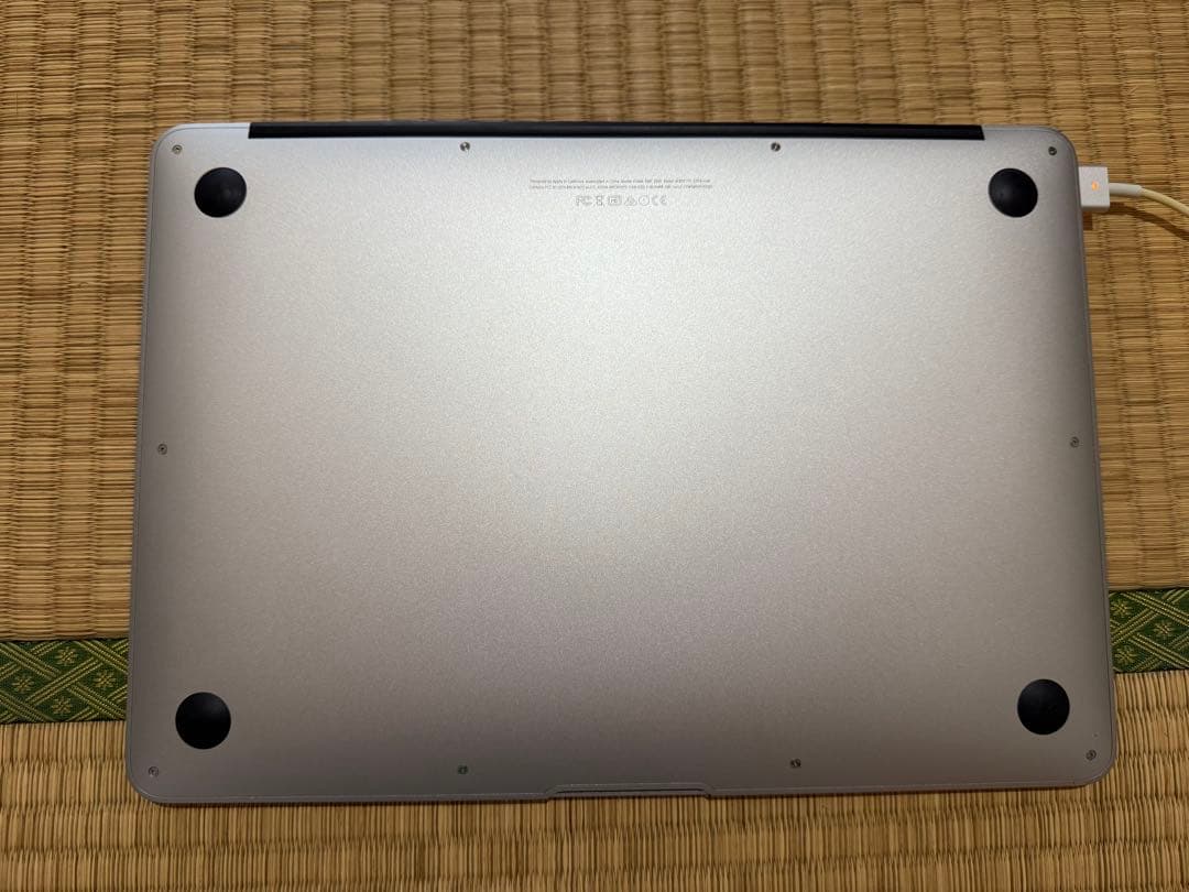 【RYU】MacBook Air (13-inch, Early 2015